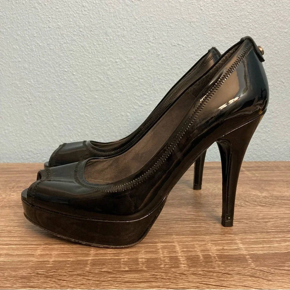 Stuart Weitzman Peep Toe Pump Heels - Black -  7M - Picture 7 of 10